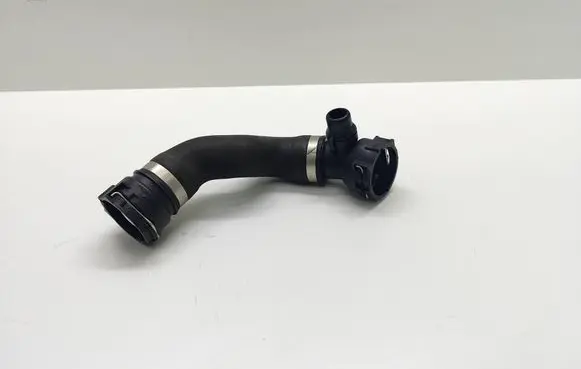 BMW 5 F10 F11 Engine coolant pipe/hose 7811983 781198303 17127811983