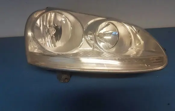 Volkswagen Jetta V Headlight/headlamp 1EG24700710
