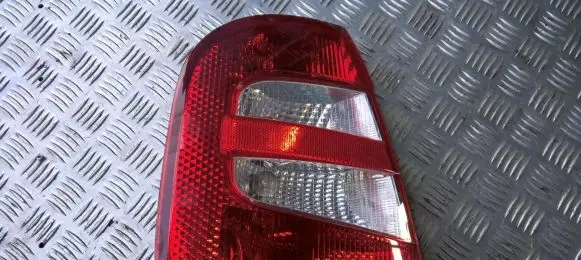 Skoda Fabia Mk1 (6Y) Rear/tail lights 6y6945095b 6y6945111b