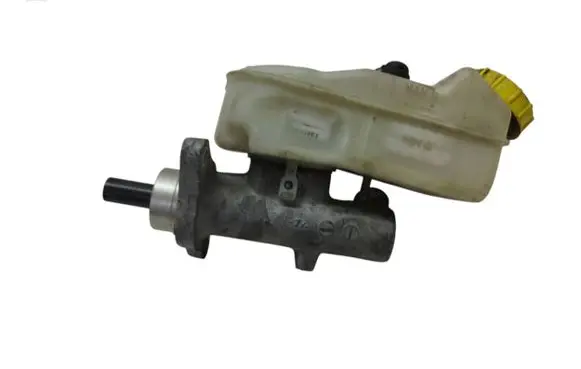 Volkswagen Transporter - Caravelle T5 Master brake cylinder 7H0611303A