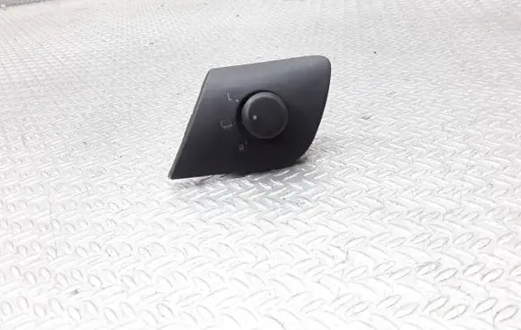 Skoda Fabia Mk1 (6Y) Wing mirror switch 6Y1959565E