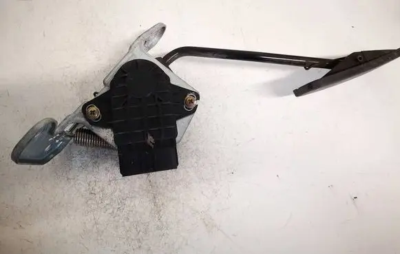 Subaru Legacy Accelerator throttle pedal 36010ag021 198800-0121