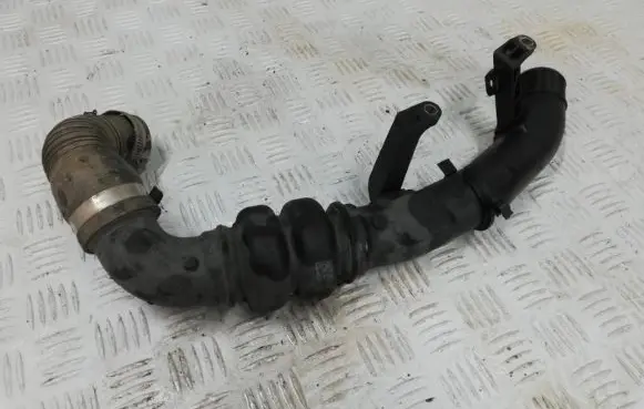 Ford Mondeo MK V Intercooler hose/pipe