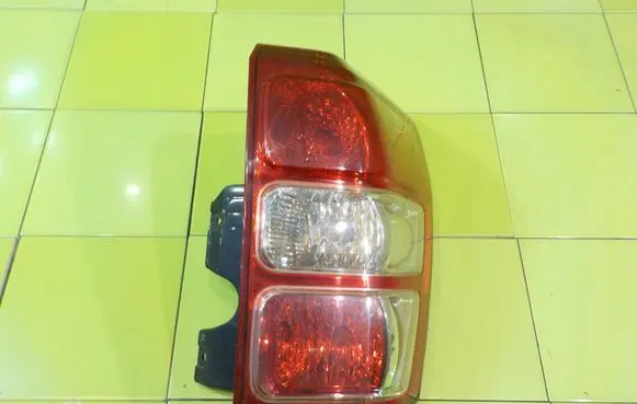 Suzuki Grand Vitara II Rear/tail lights XP251