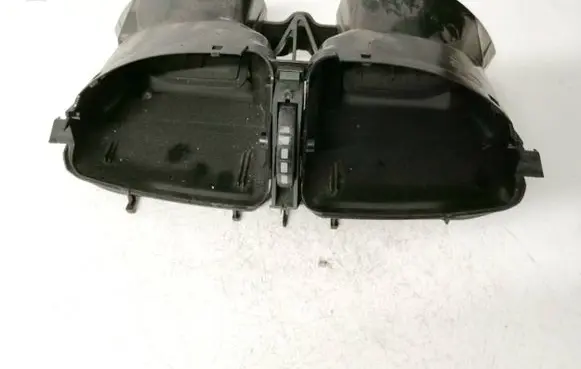 Dash center air vent grill