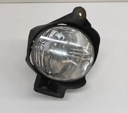 Toyota Hilux (AN10, AN20, AN30) Front fog light 812200K080