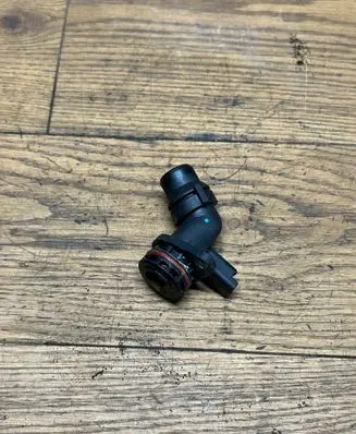 Ford Focus Intercooler hose/pipe F103 PA66GF30