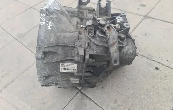 Manual 6 speed gearbox