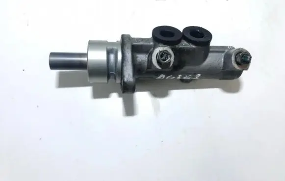 Renault Scenic I Master brake cylinder