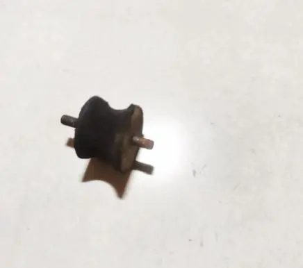 BMW 5 E39 Engine mount bracket 1094916