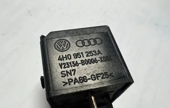 Volkswagen Up Other relay 4H0951253A