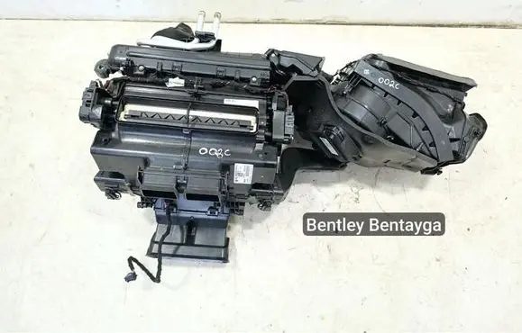 Bentley Bentayga Interior heater climate box assembly housing 4M1820005AA