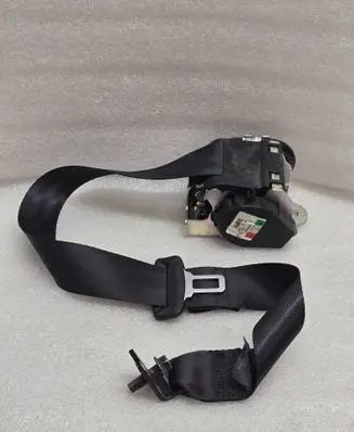 Volvo XC40 Rear seatbelt 31462131