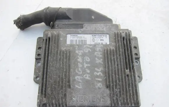 Renault Scenic III - Grand scenic III Engine control unit/module 7700874132 S103750005C