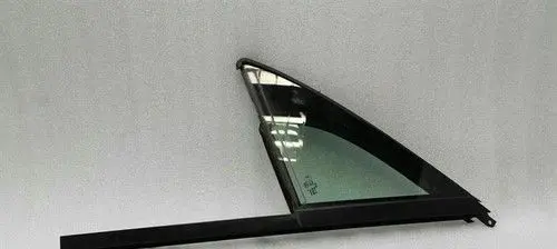 Porsche Cayenne (92A) Front door window glass four-door 7P6845114