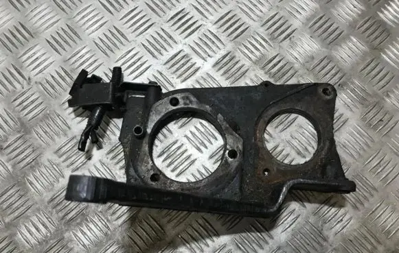 Nissan Almera Tino Engine mounting bracket 16811bn300