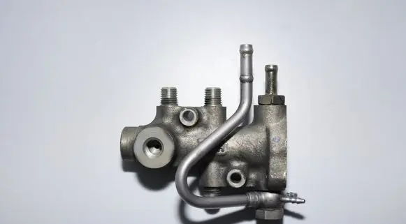BMW 7 E38 Fuel main line pipe 2248322