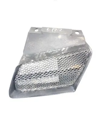 Alfa Romeo 156 Front bumper upper radiator grill 156051861