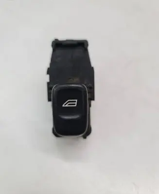 Volvo XC90 Electric window control switch 8685288