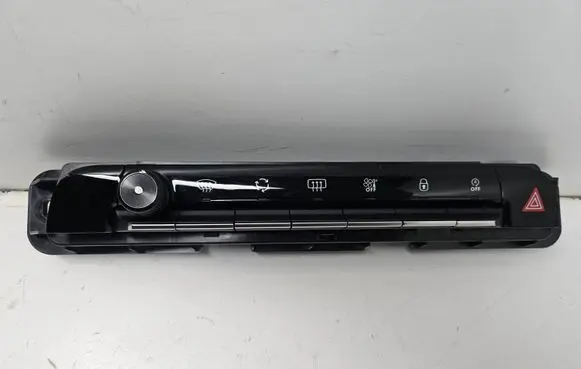Citroen C5 Aircross Climate control unit 9828018177