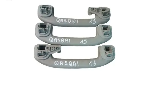 Nissan Qashqai A set of handles for the ceiling 