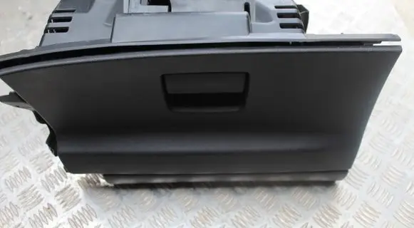 Ford S-MAX Glove box 6M21-U04406-AD