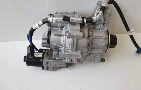 Hyundai i30 Gearbox transfer box case 4739524000