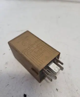 BMW 5 E60 E61 Other relay 8384505