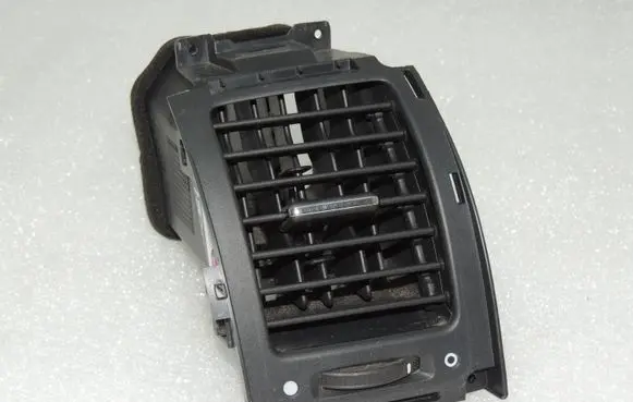 Honda CR-V Dash center air vent grill 77625SWAG01ZA