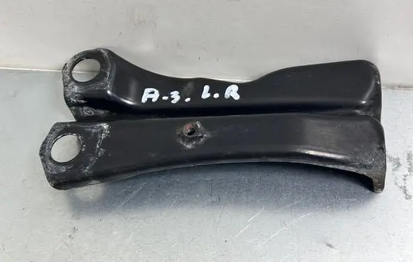 Audi A3 S3 A3 Sportback 8P Radiator support slam panel bracket 8P0805202A