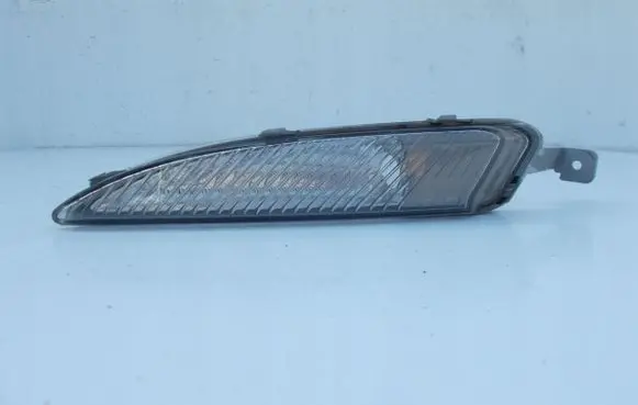 Opel Astra J Front indicator light 13367142