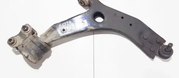 Volvo V50 Front lower control arm/wishbone