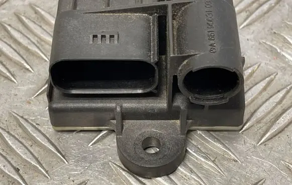 Mercedes-Benz GLC X253 C253 Glow plug pre-heat relay A6519003103