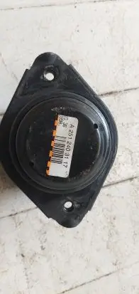 Mercedes-Benz ML W164 Engine mount bracket