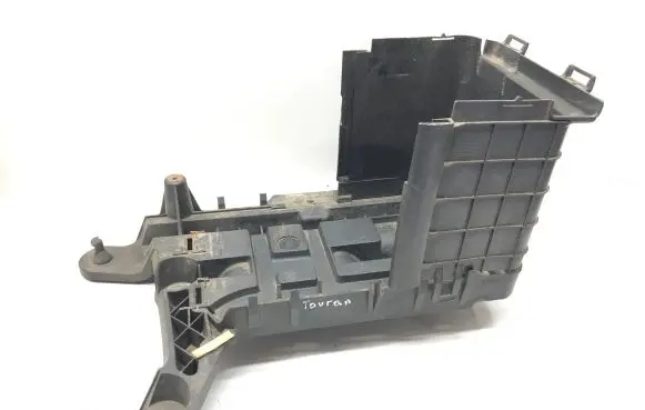 Volkswagen Touran I Battery box tray 1K0915333B