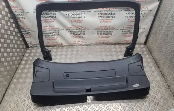 Audi A4 S4 B8 8K Tailgate trim 8K9867979 8K9867973