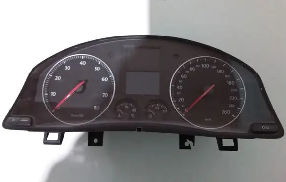 Volkswagen Golf Plus Speedometer (instrument cluster) 1K0920852A