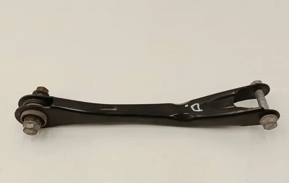 BMW 4 G22 G23 G24 G26 Rear upper control arm/wishbone 6878639 6878641