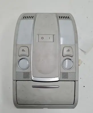 Audi A6 S6 C6 4F Front seat light 4F0947135BQ