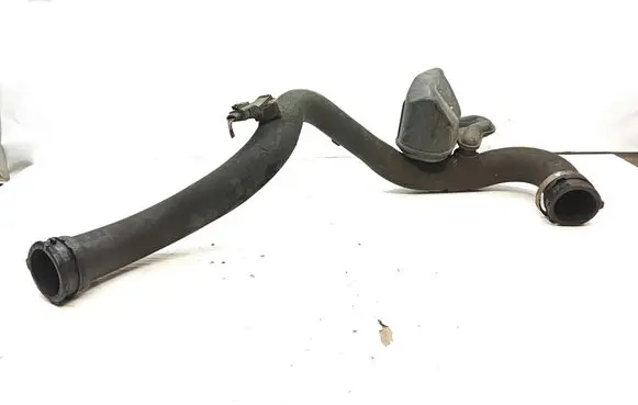 Intercooler hose/pipe