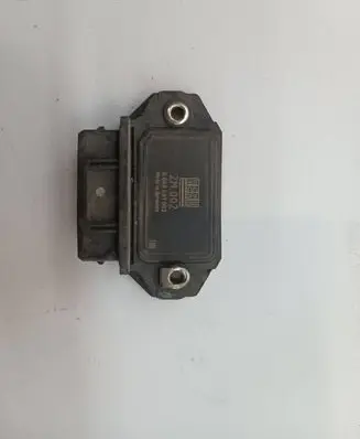 Audi 100 200 5000 C2 Spark distributor 0040401002 ZM002
