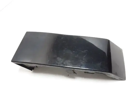 Volvo XC90 Rear/tail light trim molding 8620819