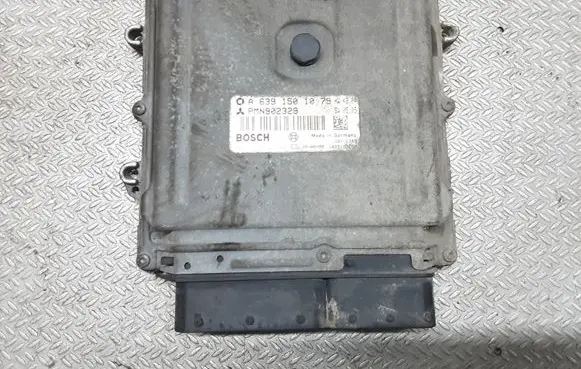 Smart ForFour I Engine control unit/module A6391501079 0281012392