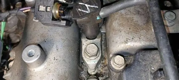Opel Antara Fuel injector 28264951 25183186