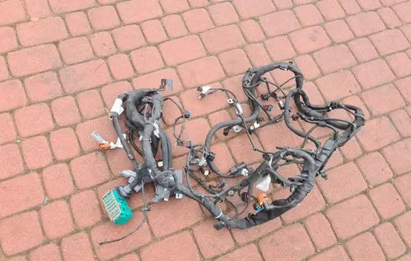 Opel Insignia B EUR ISO radio connector 39110281