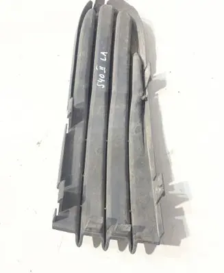 Volvo S40 Front bumper lower grill 30657010