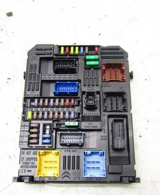 Opel Grandland X BSM Control unit 9819854780