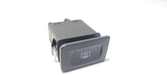Volkswagen Golf IV Windscreen/window heater switch