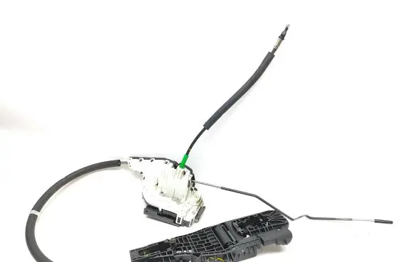 Maserati Levante Rear door lock 670033468 031215