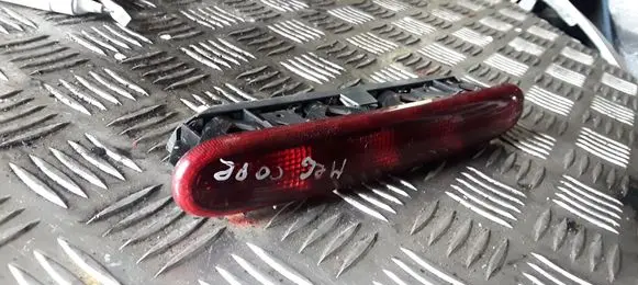 Renault Megane II Third/center stoplight